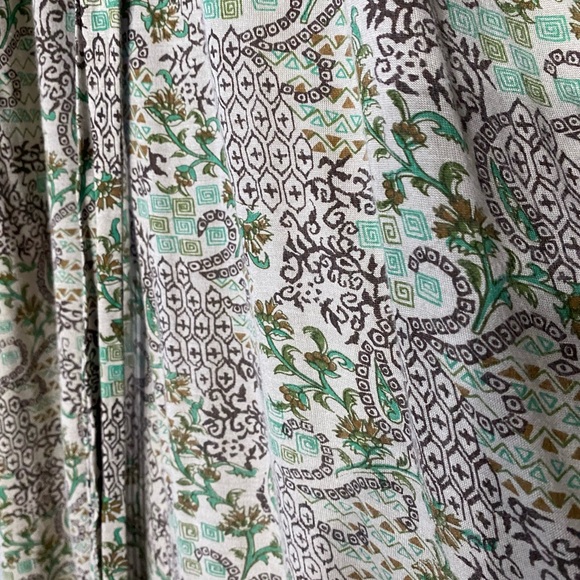 Chan Luu M Maxidress
Hand Made in India
Boho Festival Hippie Beaded Natural - Picture 7 of 13